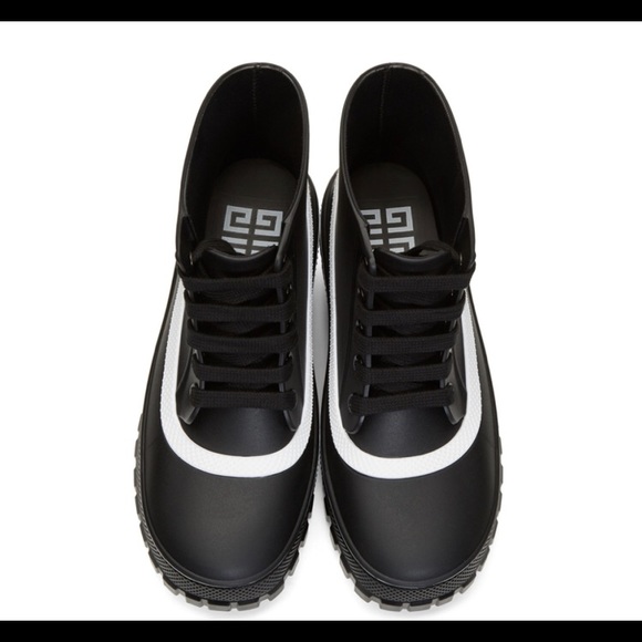Givenchy glasrob rubber rain boots - Picture 1 of 10